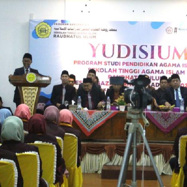 Foto Yudisium STAIRU,